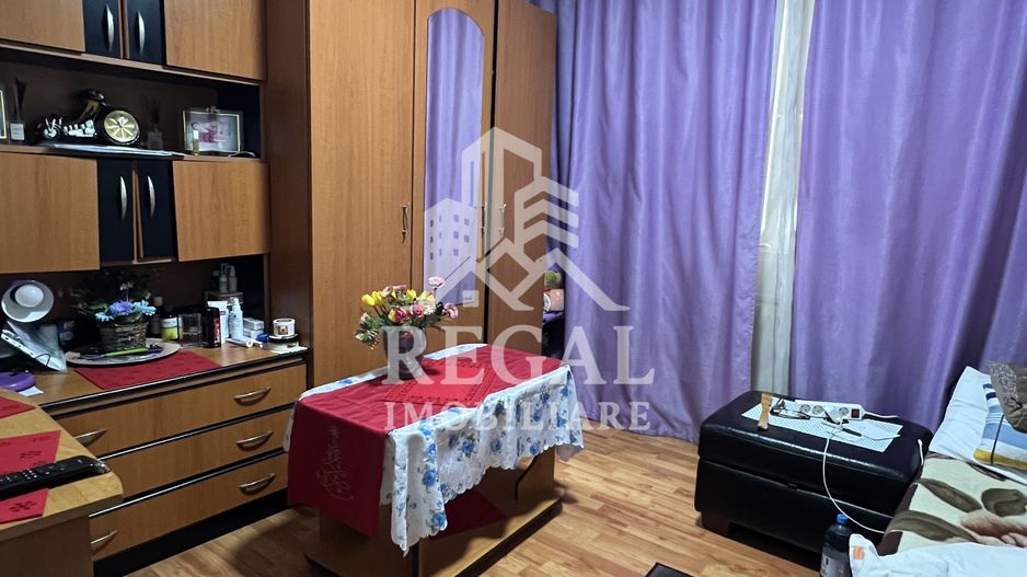 Apartament 2 camere de vânzare – Micro 7, Strada Pinilor | Etaj 10/10 - Poză 3