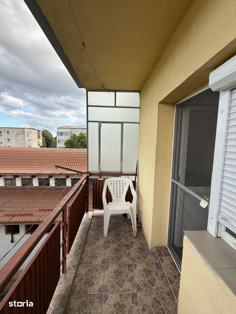 BRASADAS vinde ap 2 cam, balcon, Micro 16 Satu Mare. - Poză 5