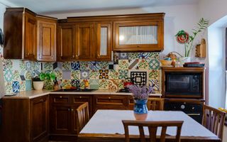 CASA INDIVIDUALA IN CENTRUL ISTORIC AL SIBIULUI - Poză 12