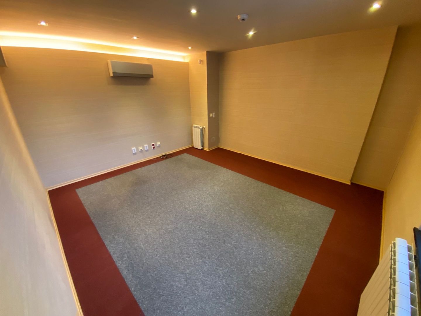 Spatiu de birouri zona CENTRALA - Poză 26