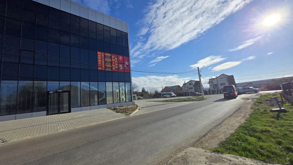 Stefanesti Center A3 Centura Spatiu 900mp cladire comerciala/birouri - Poză 2