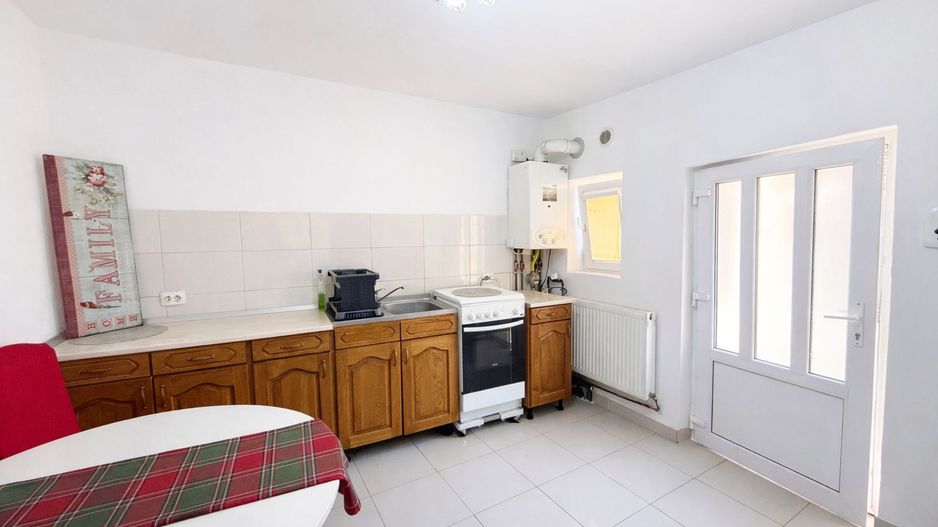 Apartament o camera, mobilat si utilat, zona Ultracentrala - Poză 5