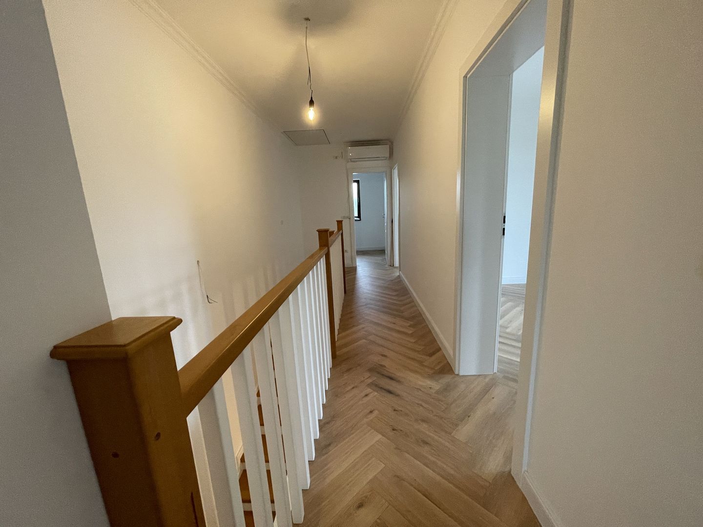 Locuinta tip duplex  in Ronat - Poză 12