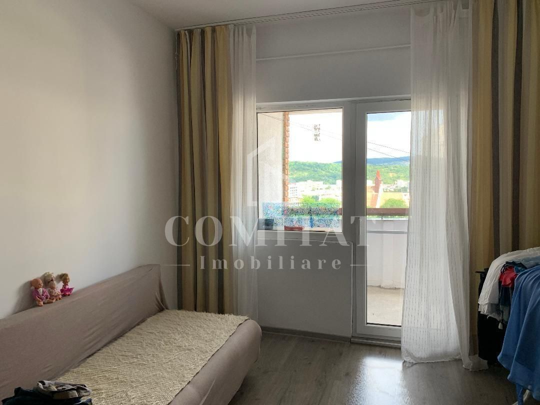 Apartament 3 camere | zona Pod Calvaria | 80mp - Poză 3