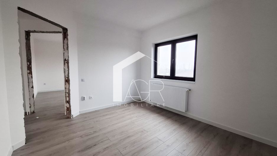 Casa P+1E+M, cu 5 camere, zona Rudului - Poză 11