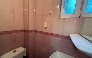 De vânzare apartament 4 camere – Zona Școala 7 - Poză 10