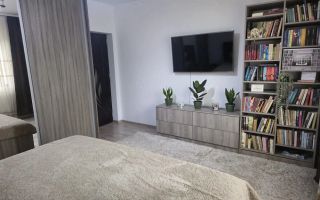 Casă de vânzare în Tomești, zonă liniștită, acces asfaltat - Poză 2