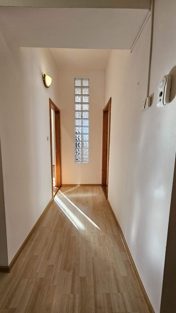 Str Lunga apartament pretabil birou/cabinet , parter stradal - Poză 8