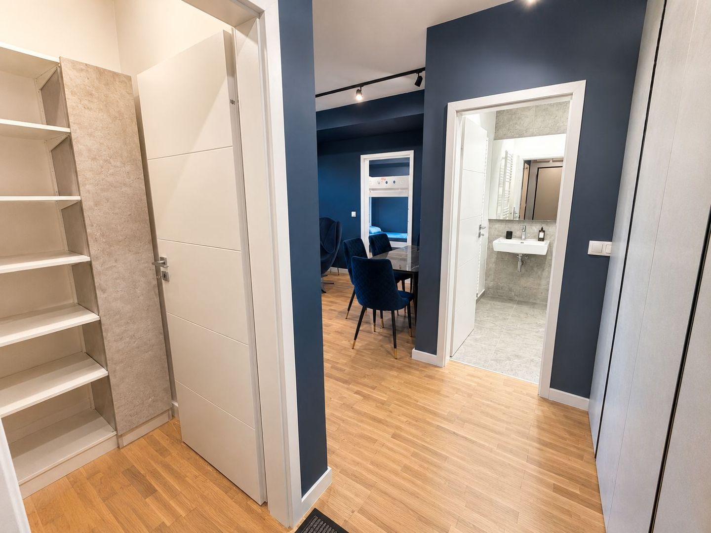 Apartament 2 camere Art City by Bog’Art Dămăroaia Petrom City Parcare - Poză 15