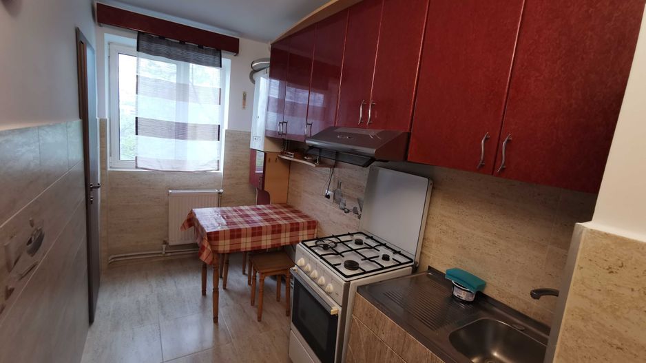 Apartament 3 camere decomandate de inchiriat – complet mobilat si utilat - Poză 3