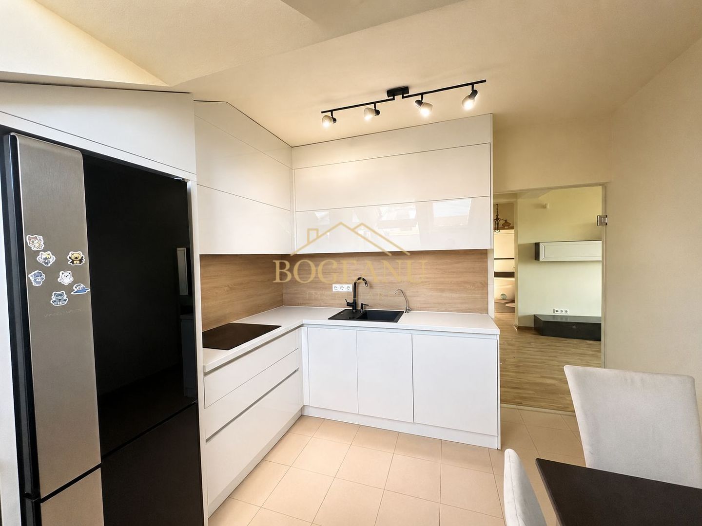 BG196-Apartament 3 camere premium, Dumbrăvița, terasă și carport - Poză 9