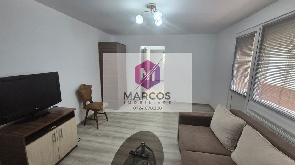 Vand apartament 2 camere, Moroasa 2 - Poză 1