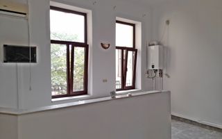 De inchiriat spatiu de birou situat pe strada Iosif Vulcan, Oradea - Poză 2