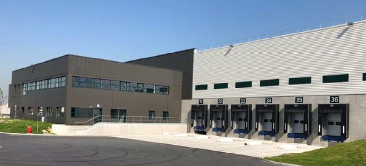 Teren cu Potențial în Zonă Mixtă - Poză 1