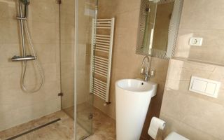 Disponibila imediat. Zona excelenta langa padure si Kaufland . - Poză 10