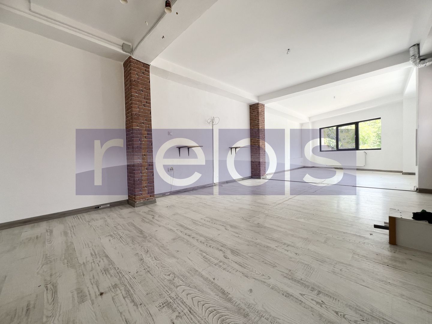 INCHIRIERE VILA BUZESTI | 200 MP UTIL | CURTE 130 MP | IDEAL REZIDENTA SAU FIRMA - Poză 3