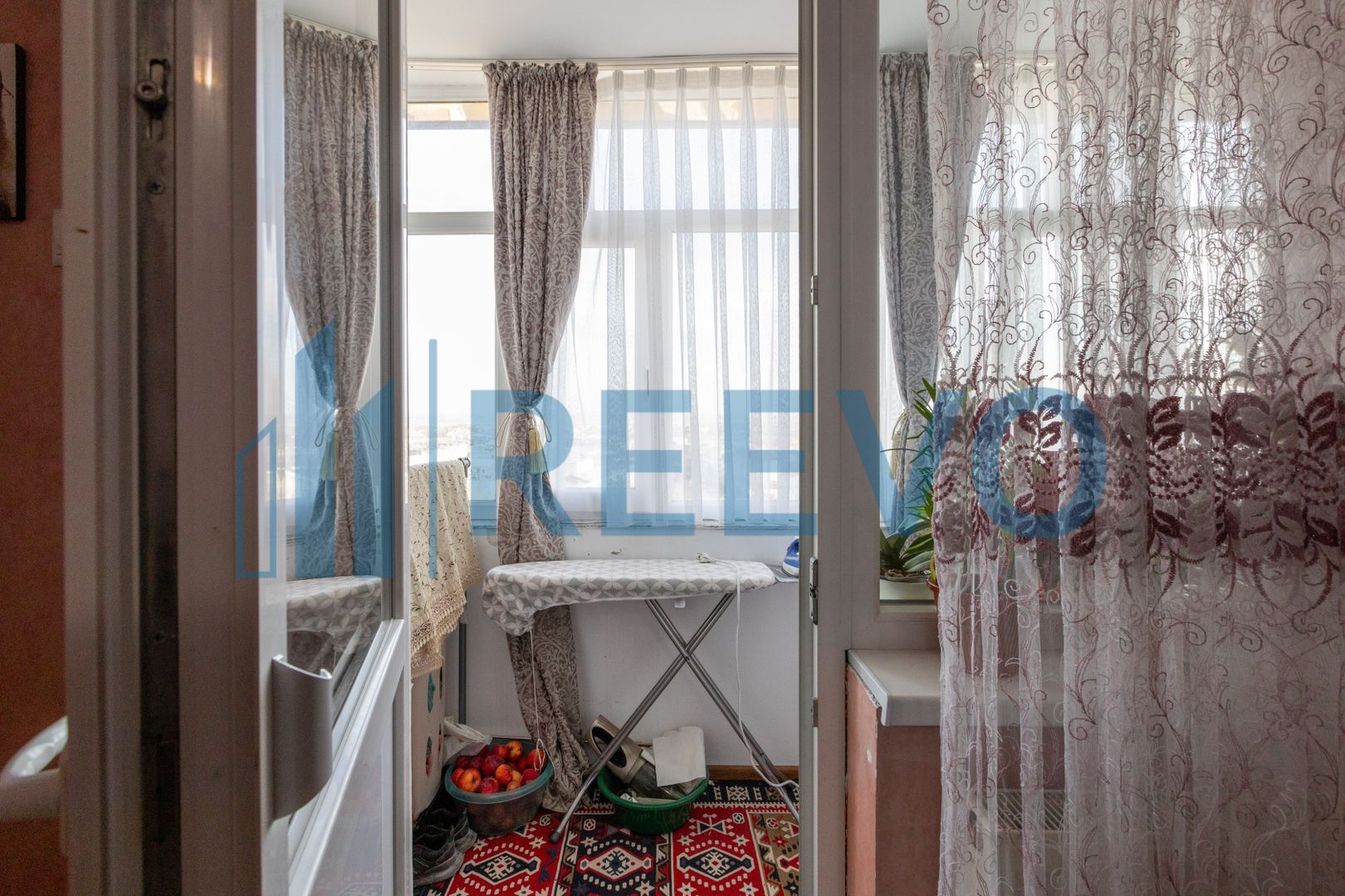 Apartament de vanzare cu doua camere, decomandat - str Cornisa Bistritei Bacau! - Poză 5