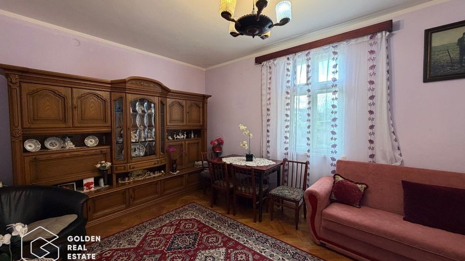 Casa cu doua corpuri de cladire in Gradiste - Poză 12