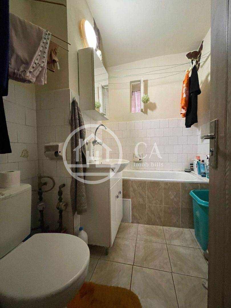 Apartament de vanzare cu 3 camere in Rogerius, Oradea - Poză 11