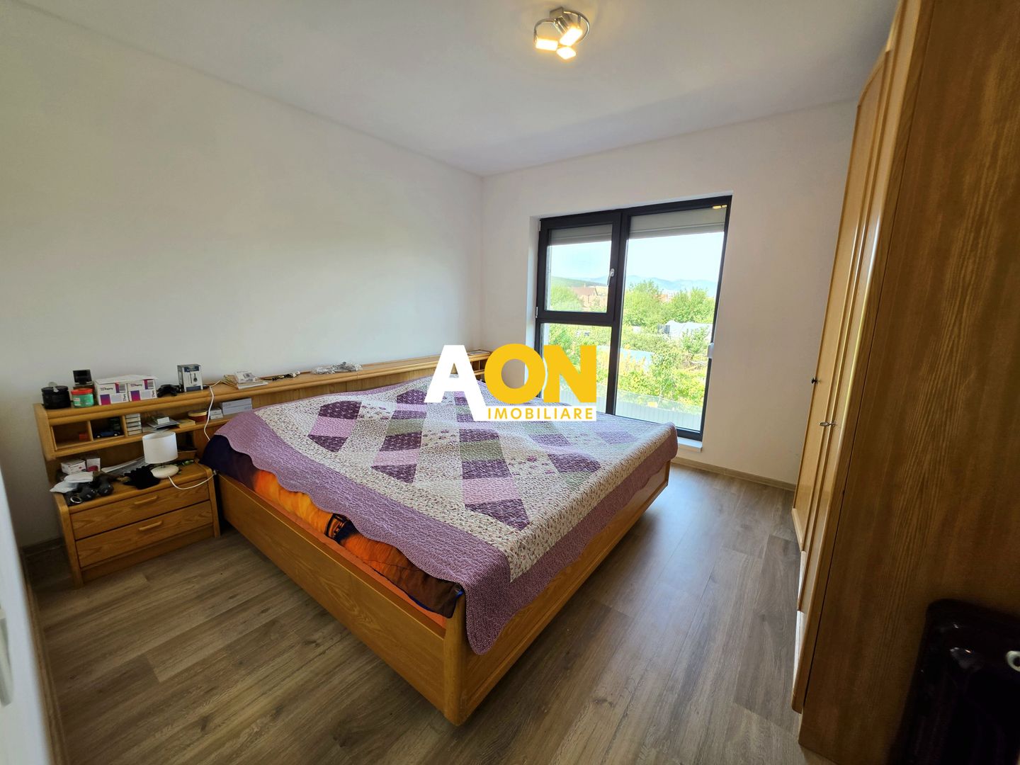 Casa Individuala, 4 Camere, 2 Băi, 250mp Teren - Poză 10