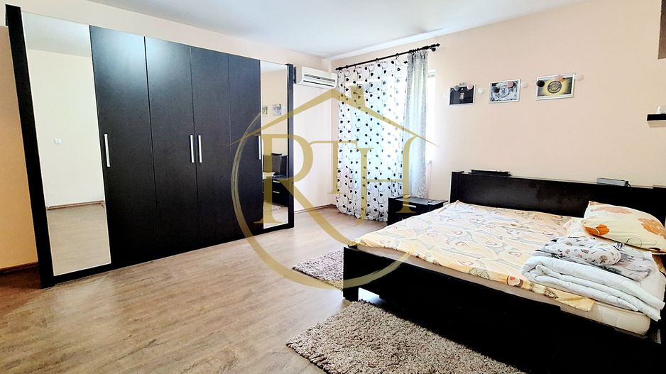Oferim spre inchiriere apartament cu 1 camera,loc de parcare,Complex Studentesc - Poză 1