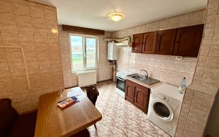 2 decomandate - etaj 3 - 55mp - 1979 - centrala - Galaxiei - Astra - Poză 3