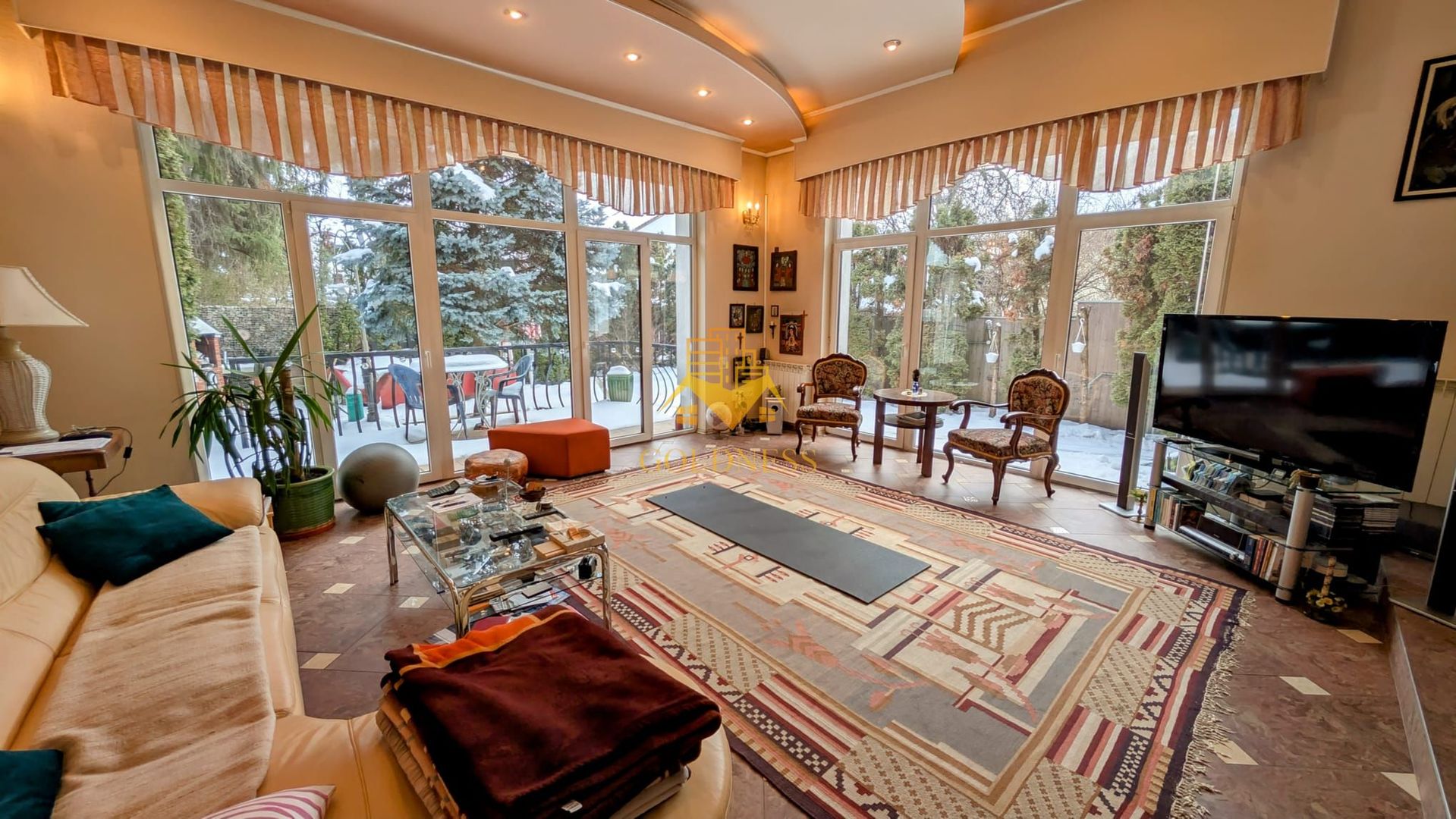 Vila, 6 Camere, 365 mp, 4 bai, Andrei Muresanu, Constantin Brancusi - Poză 1