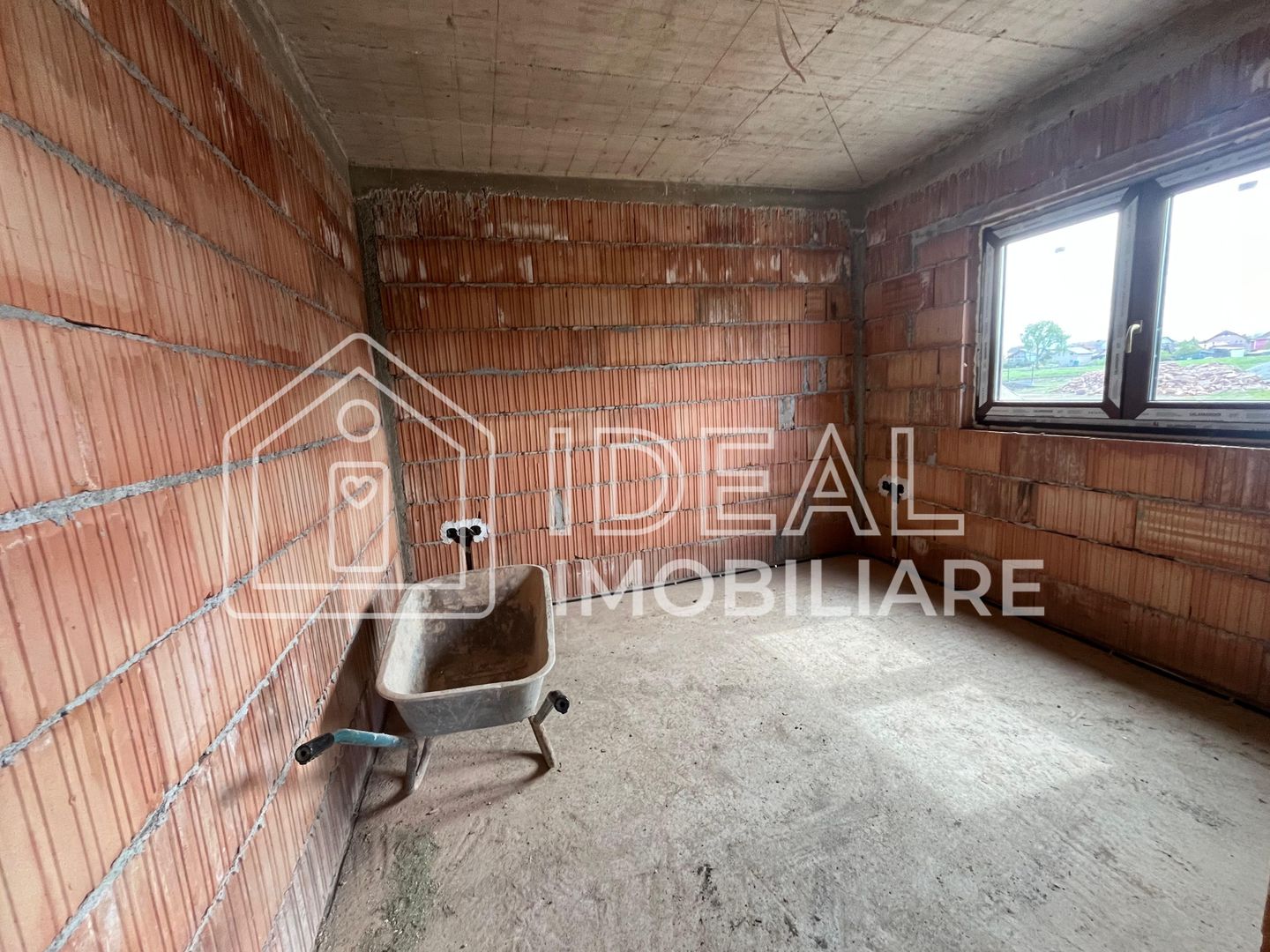 Casa individuala - 125mpu și 270mp curte | Sura Mica - Poză 4