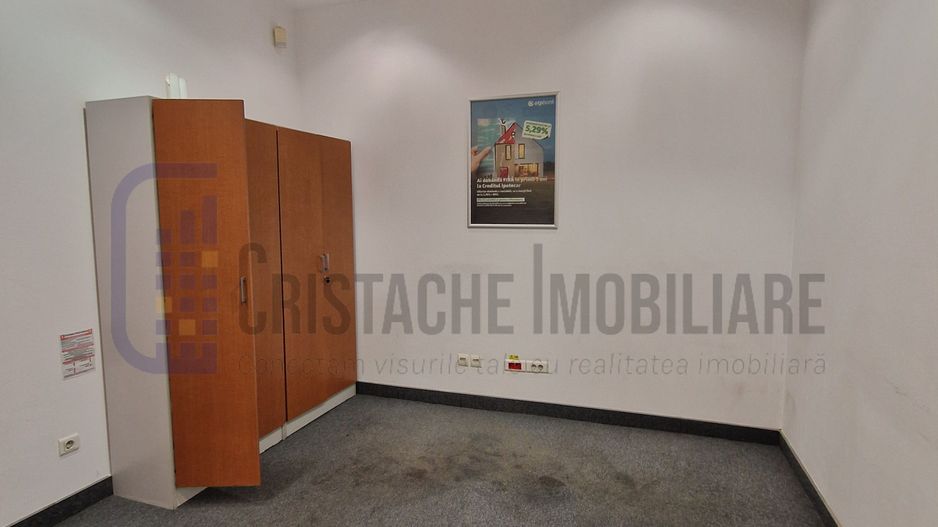 Spatiu comercial la parterul RECOM, P-ța Muncii - Poză 9