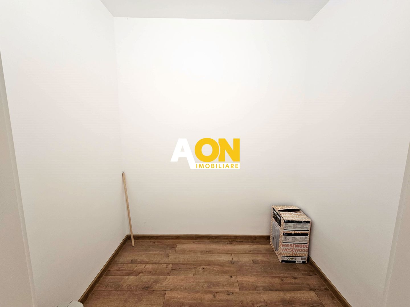 1/2 Duplex nou, cu finisaje la cheie, 4 camere, 200 mp teren, Cetate - Poză 15