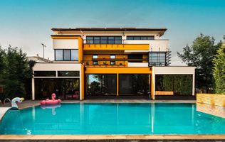 Vila grandioasa, Gradina Japoneza, SPA, Crama, Teren Tenis, Foisor, Iaz Pesti