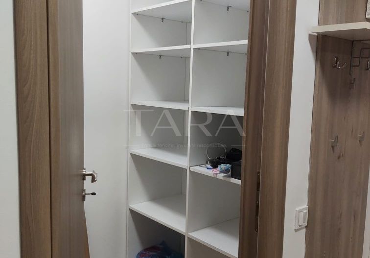Apartament lângă Vivo, mobilat complet, balcon generos, parcare inclus - Poză 7