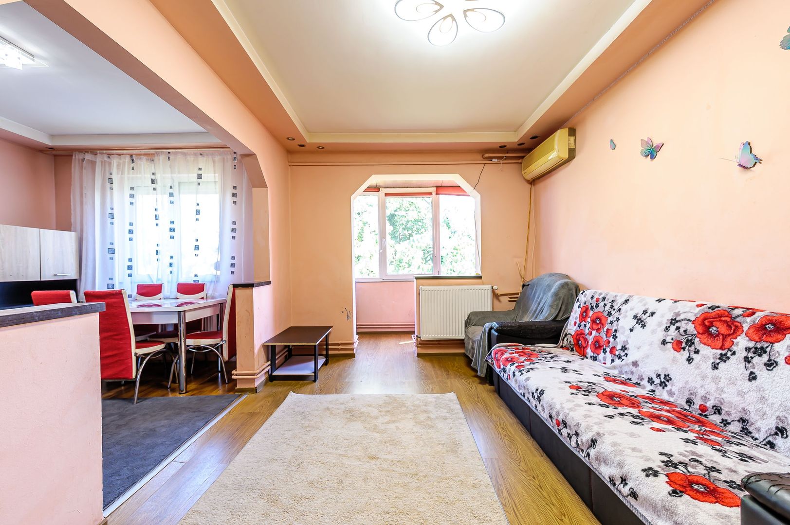 Apartament cu 3 camere cu centrala proprie in zona UTA Comision 0 - Poză 2
