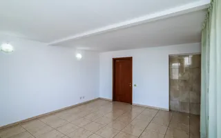 Apartament în vilă - Acces independent - Investiție & business - Nicolae Dobrin - Poză 15