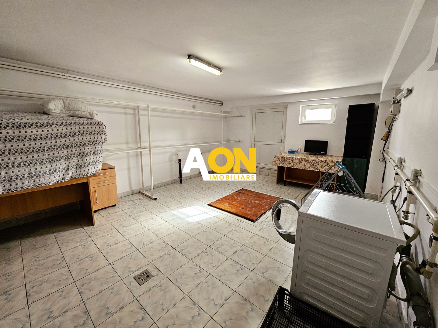 Casa 10 camere, 878 mp teren, toate utilitatile, Barabant - Poză 23