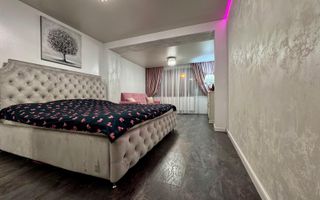 De vanzare apartament 3 camere Parter Mazepa 1 - Poză 2