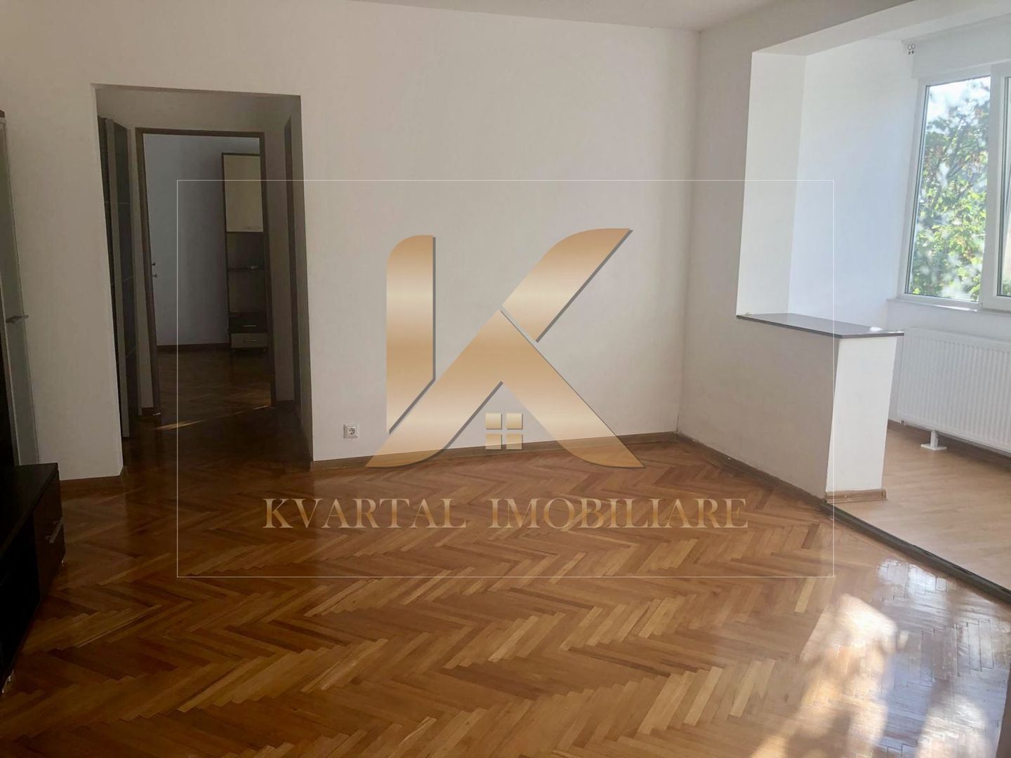 Apartament renovat 2 camere , 65 mp Zona Podgoria! - Poză 5