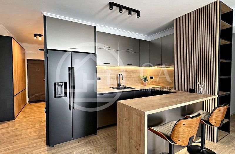 Apartament de vanzare cu 3 camere in zona Nufarul, Oradea - Poză 1