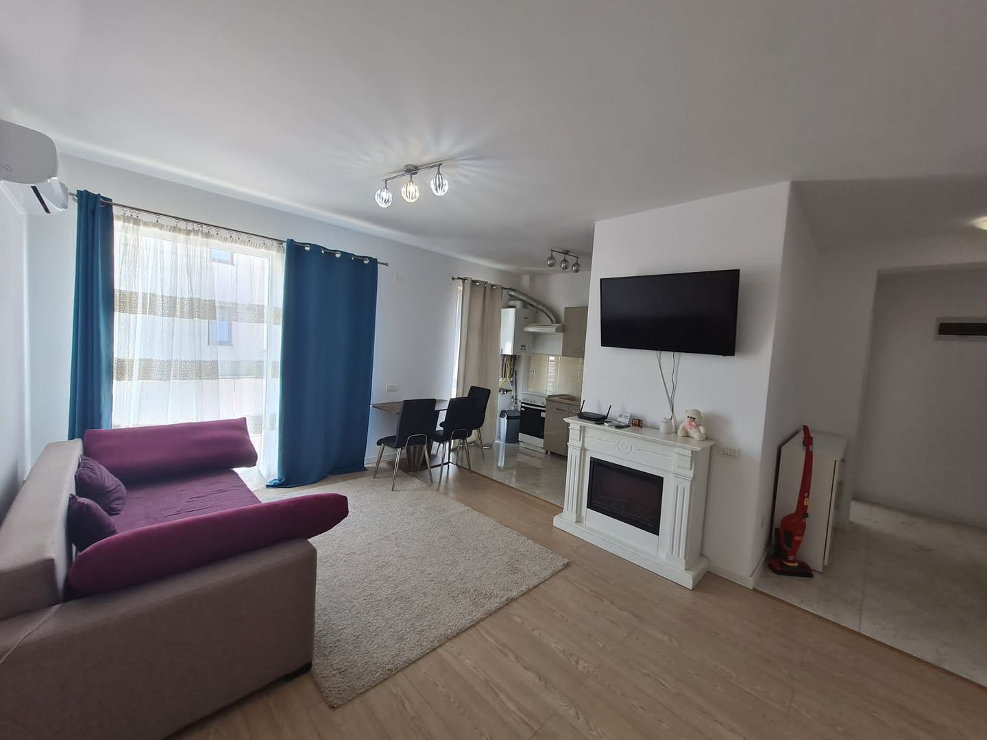 Apartament 3 camere zona Aradului - Poză 1