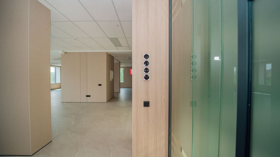 Spațiu Comercial de Închiriat – 168,2 m² | Business Center Premium | Chișinău, Centru | Bulevardul Ștefan cel Mare și Sfânt 115/1 - Poză 4
