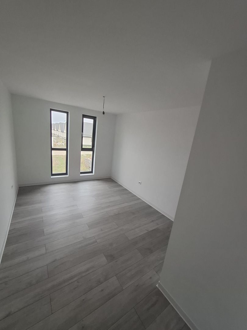 Casa 4 camere Comuna Berceni / Primaverii - Poză 12