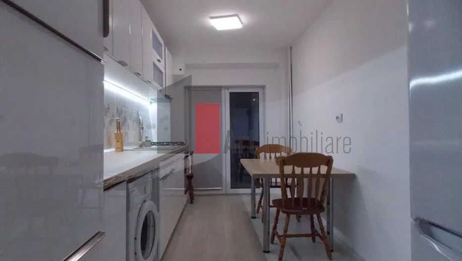 Inchiriere 3 Camere Decebal - Poză 5