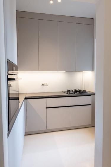 Apartament superb 4 camere. Piața Romană, 100 mp, vedere parc - Poză 10