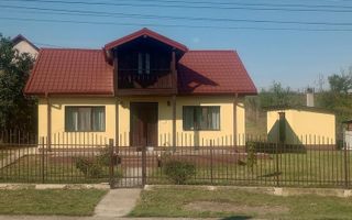 Casă cu 3 camere și teren de 1000 mp, recent renovată, Letcani, Iași - Poză 1