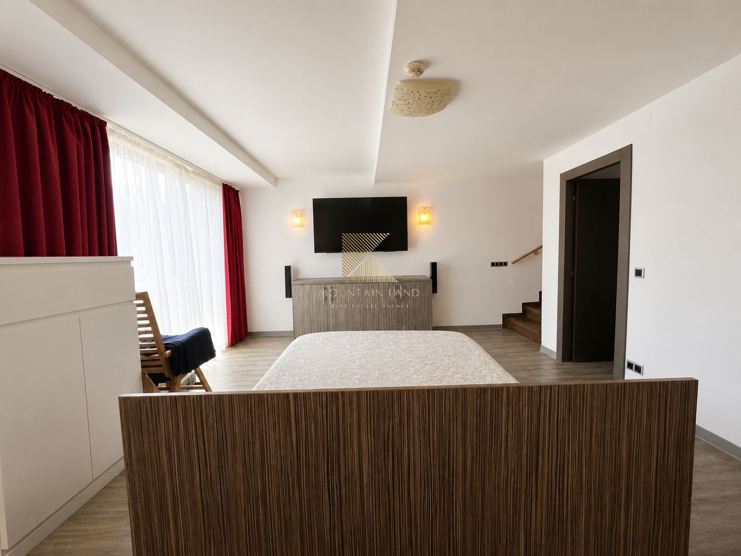 Apartament tip loft cu șemineu, situat în Silver Mountain Resort - Poză 8