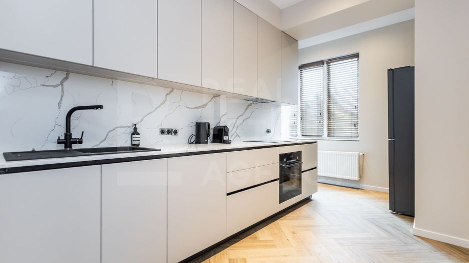 Apartament stilat în centrul diplomatic - Poză 11