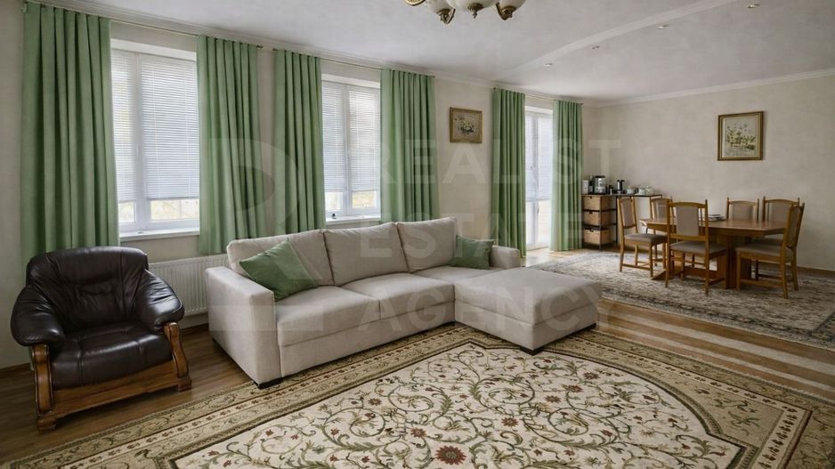 Chirie, casă, 3 camere, strada Sergiu Radautanu Codru - Poză 1