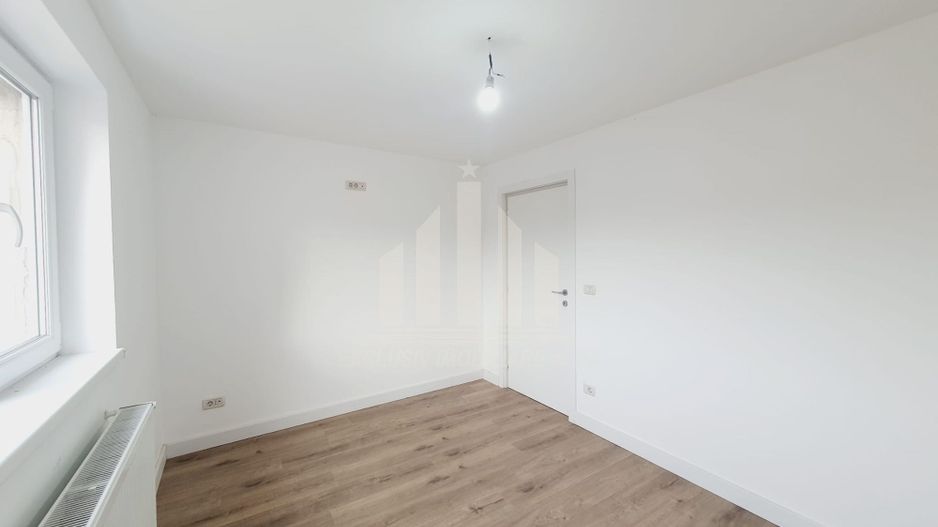 Apartament cu 3 camere renovat, Cetate - Poză 4