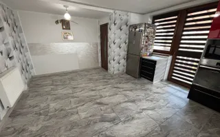 Casa la cheie 5 camere 350 mp curte libera 4 bai P+1+M Arhitectilor - Poză 18