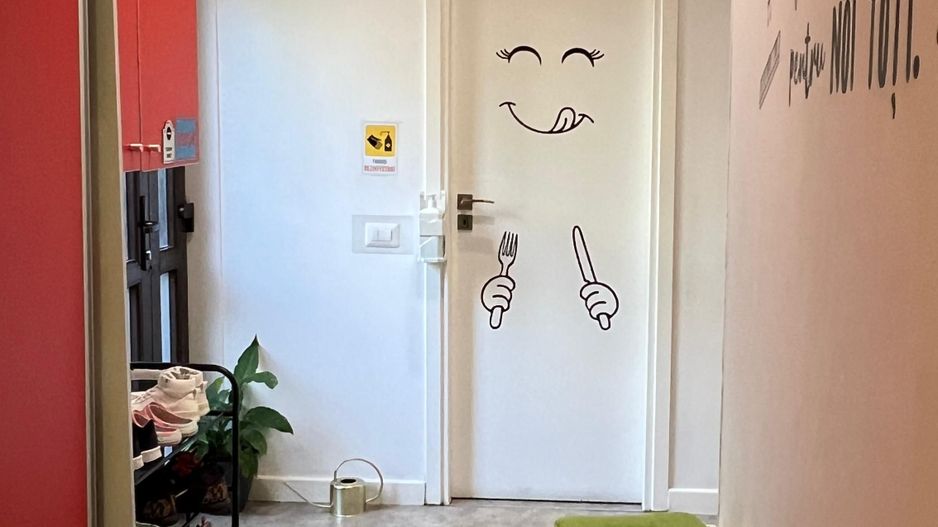 Spatiu 100 mp pretabil after school | Piata Rahova | curte libera 190 mp - Poză 3